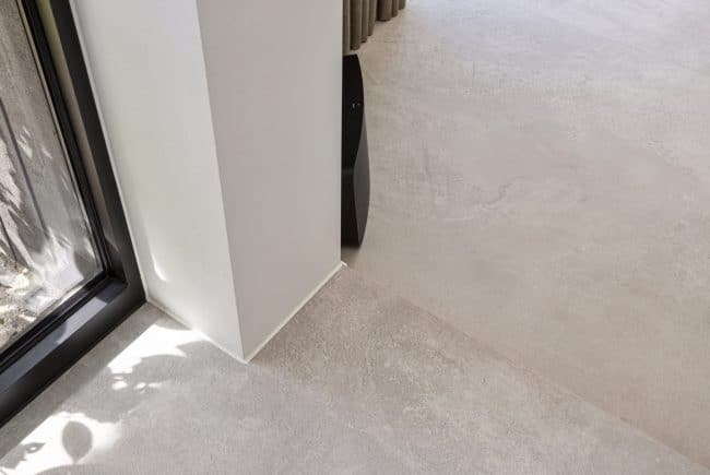 Overgang vloertegels