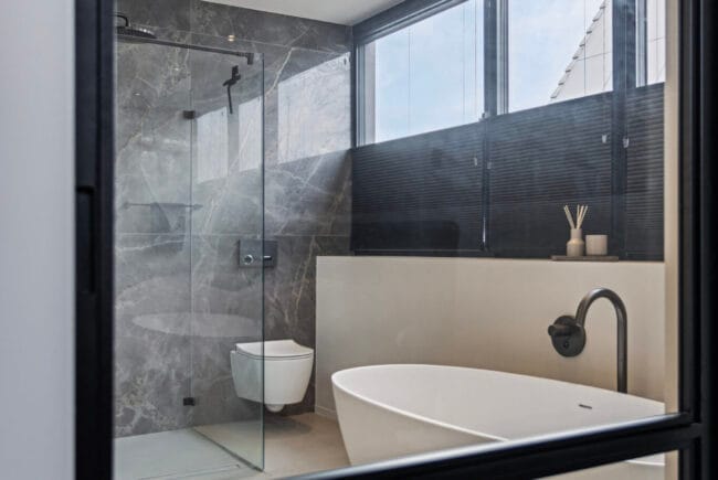 Marmer tegels badkamer