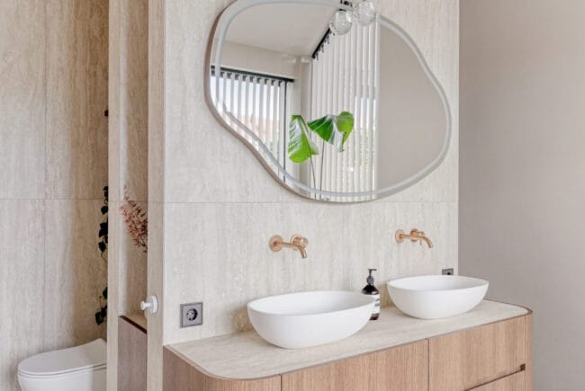 Badkamer wand en vloer loomans